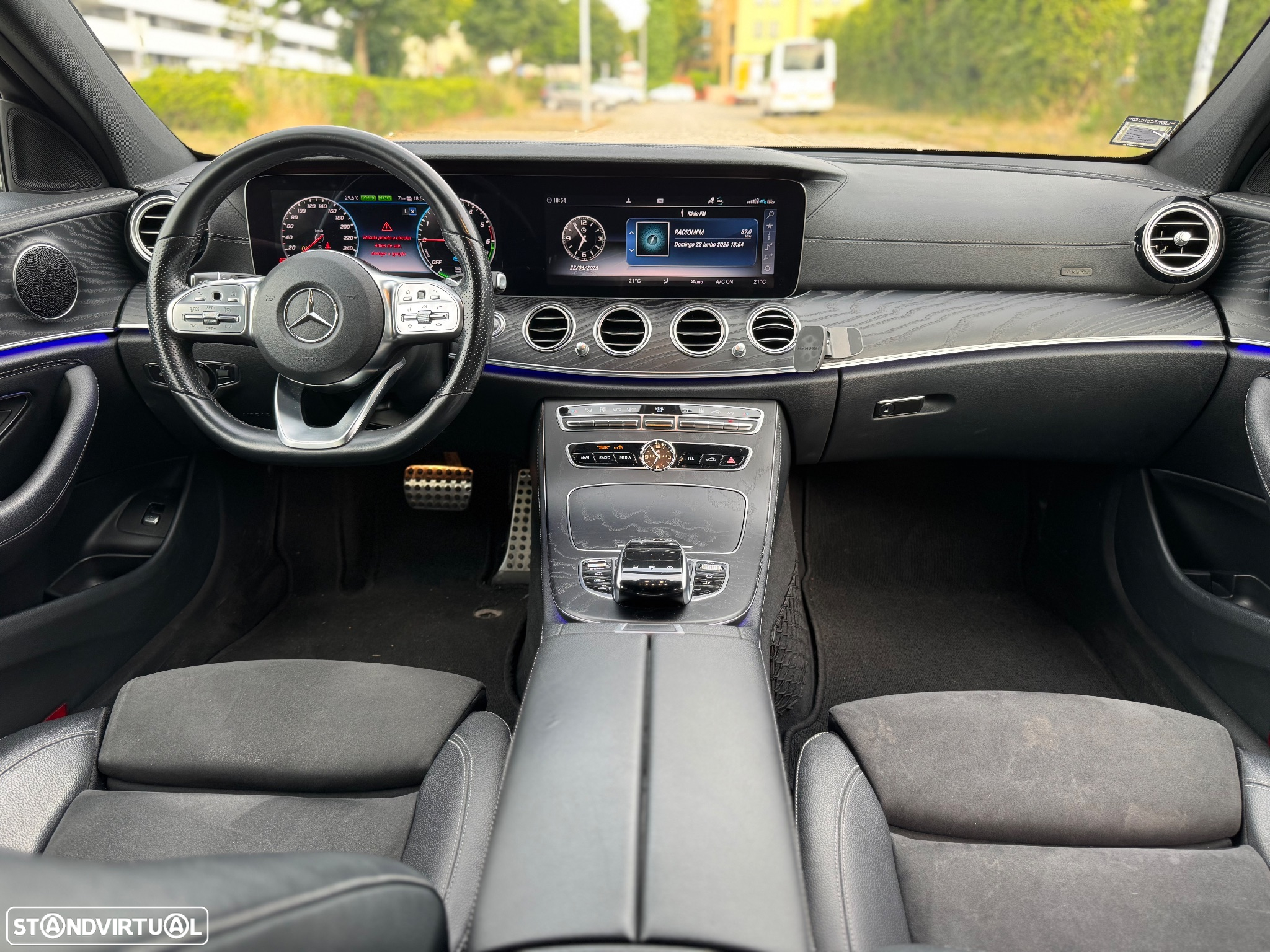 Mercedes-Benz E 300 - 6