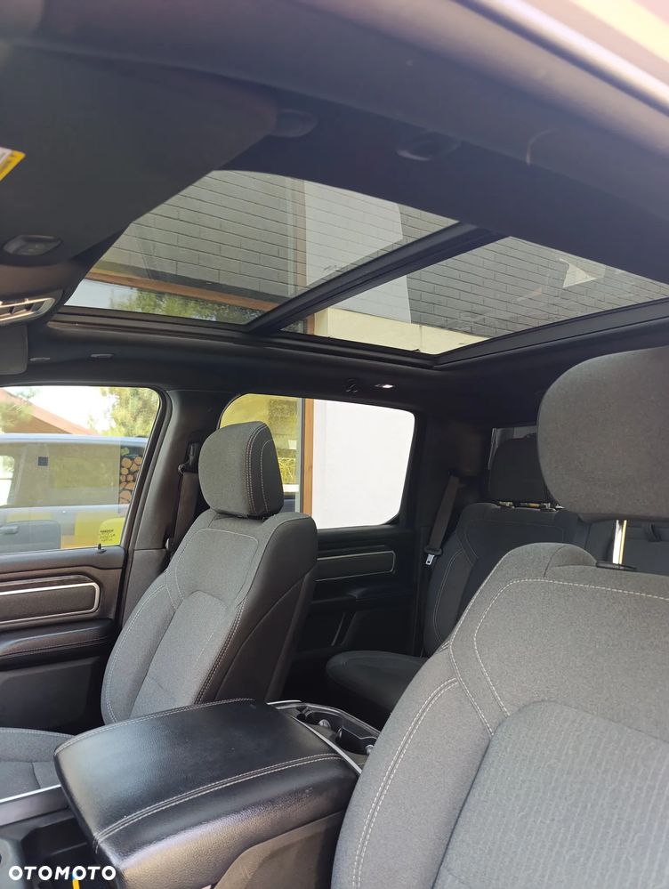 RAM 1500 Crew Cab Shortbed Bighorn - 10