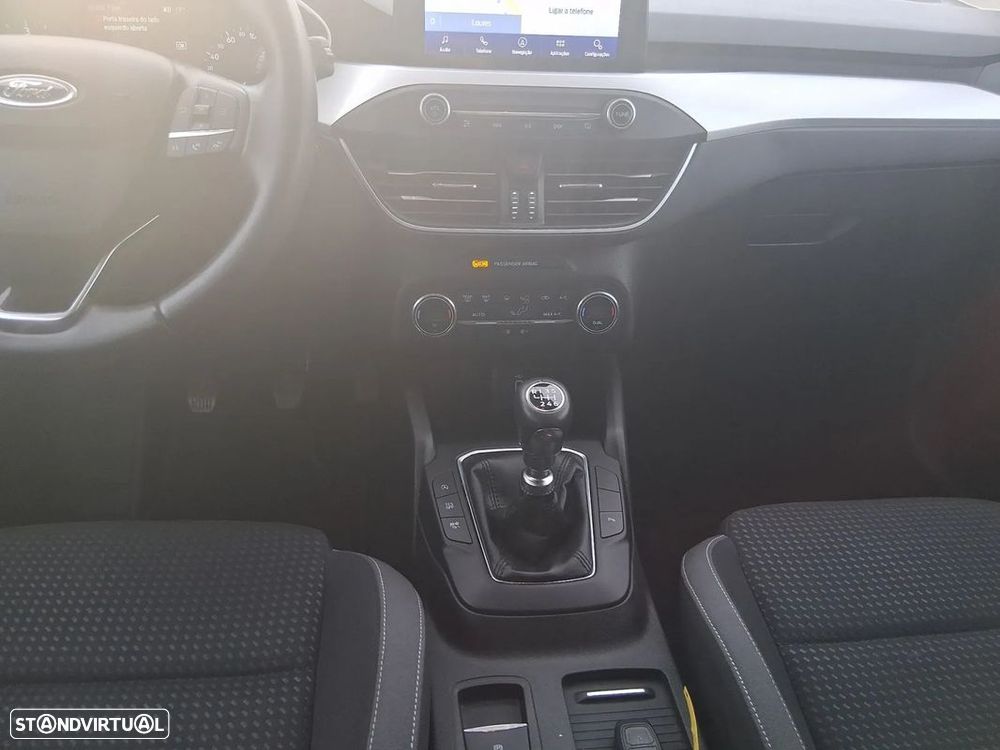 Ford Focus SW 1.5 TDCi EcoBlue ST-Line - 11