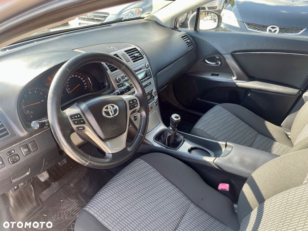 Toyota Avensis 1.8 Selection - 3