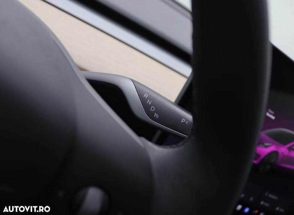 Tesla Model 3 RWD - 23