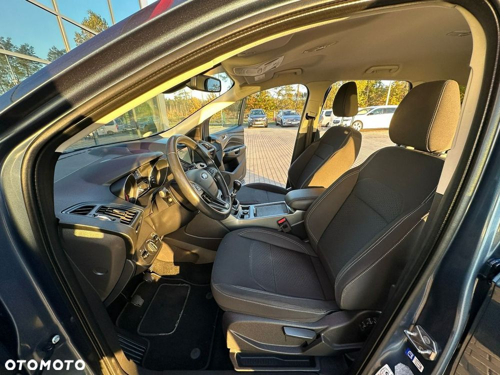 Ford Kuga 1.5 EcoBoost 2x4 Trend - 12