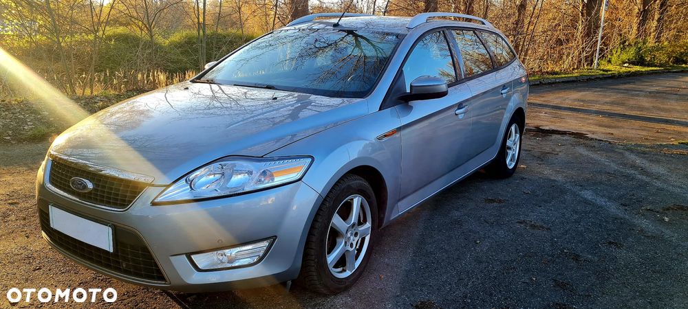 Ford Mondeo 2.0 TDCi Ambiente - 2