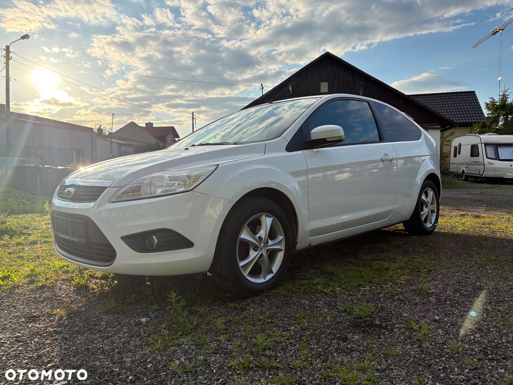 Ford Focus 1.6 16V Sport - 1