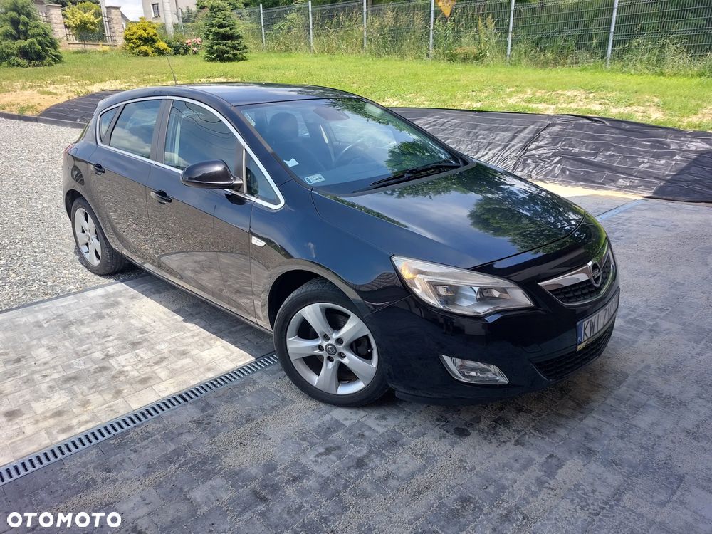 Opel Astra 1.7 CDTI DPF Cosmo - 2