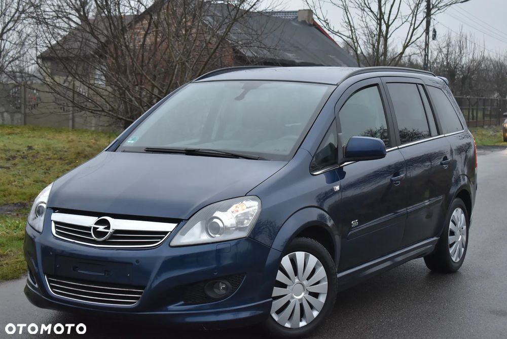 Opel Zafira 1.8 Sport - 13