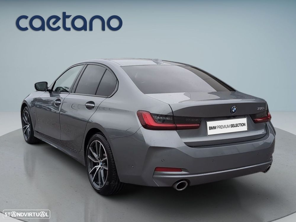 BMW 330 e Auto - 6
