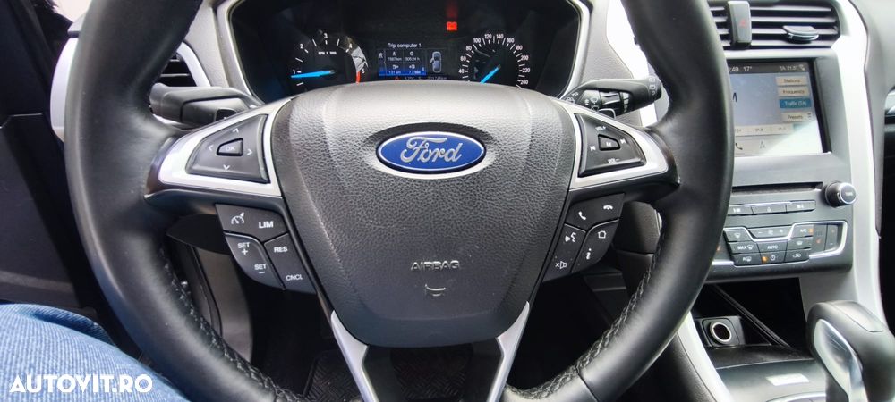 Ford Mondeo 2.0 TDCi Powershift Business - 11