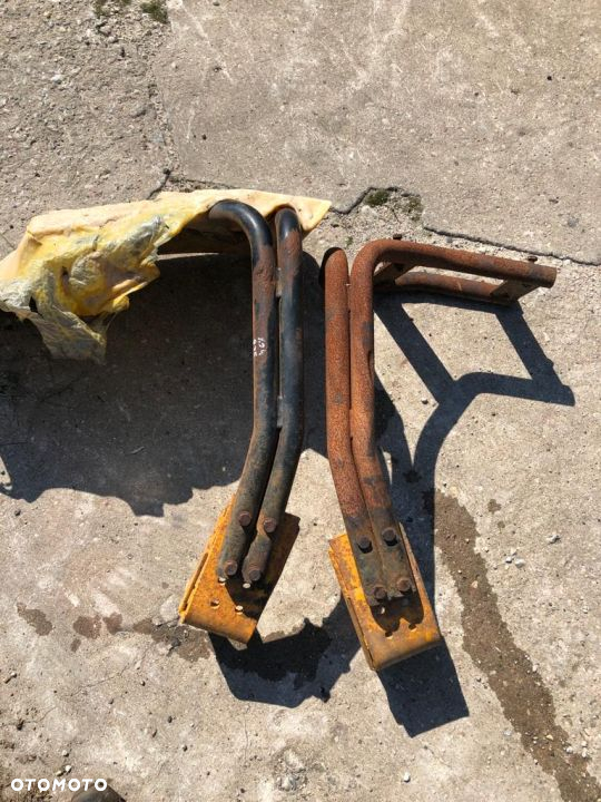 JCB 4cx błotniki stelaże - 2