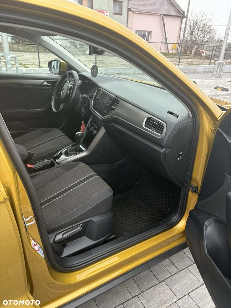 Volkswagen T-Roc - 15
