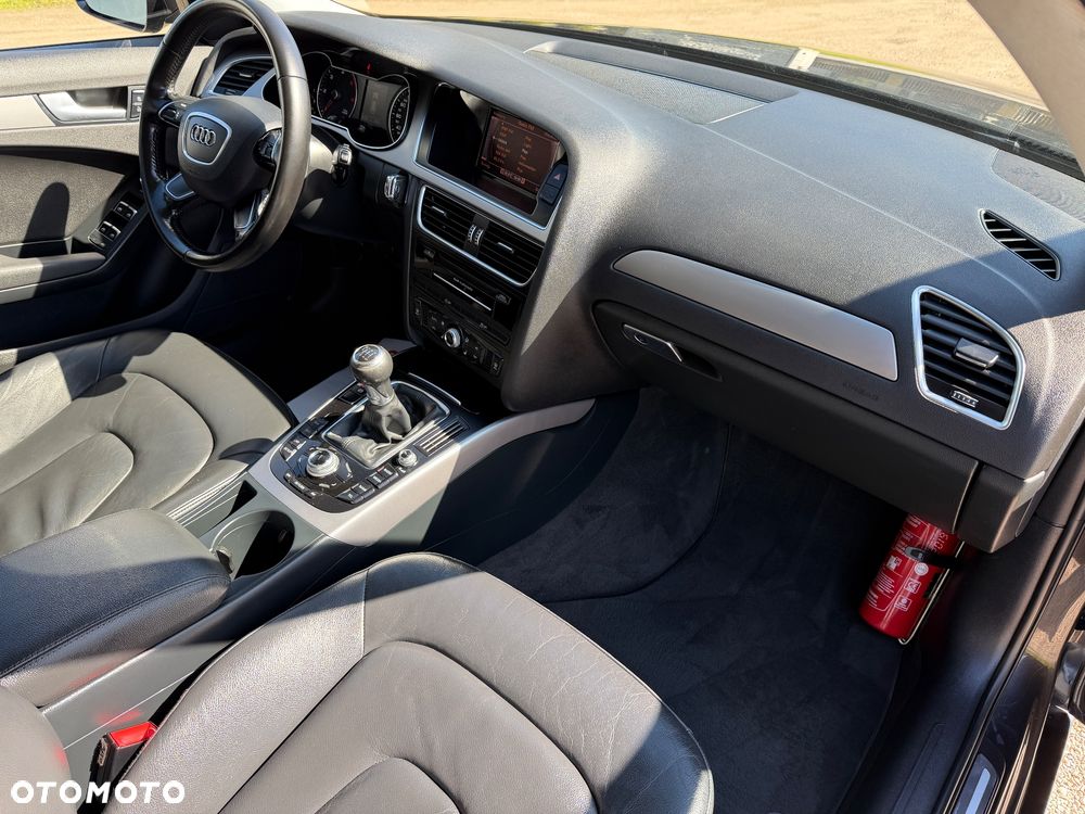 Audi A4 Avant 2.0 TDI ultra DPF Attraction - 29