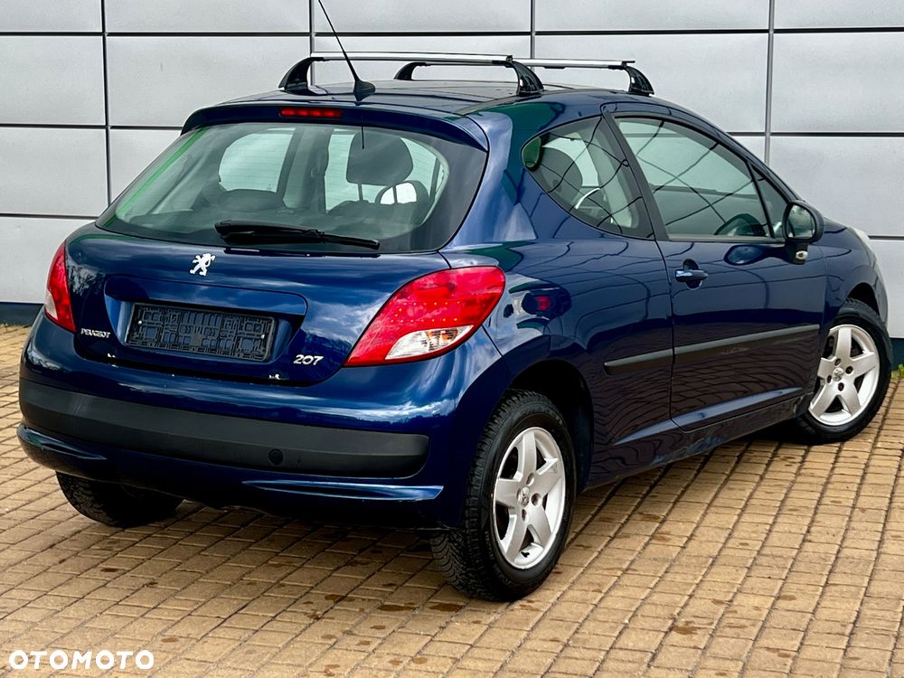 Peugeot 207 1.4 16V Trendy - 11