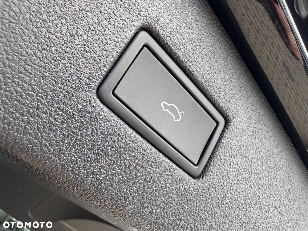 Volkswagen Tiguan - 22