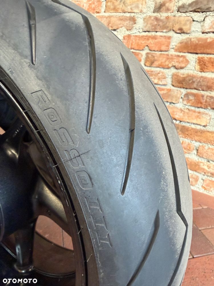 Yamaha FZ - 11