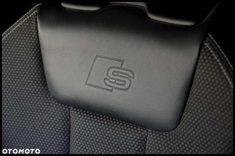 Audi A4 Avant - 38