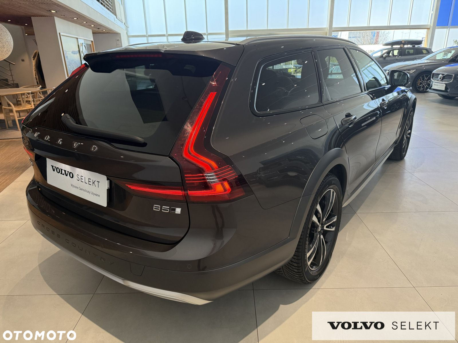 Volvo V90 Cross Country - 7