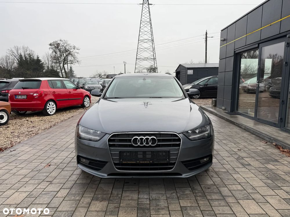 Audi A4 Avant 2.0 TDI ultra - 16