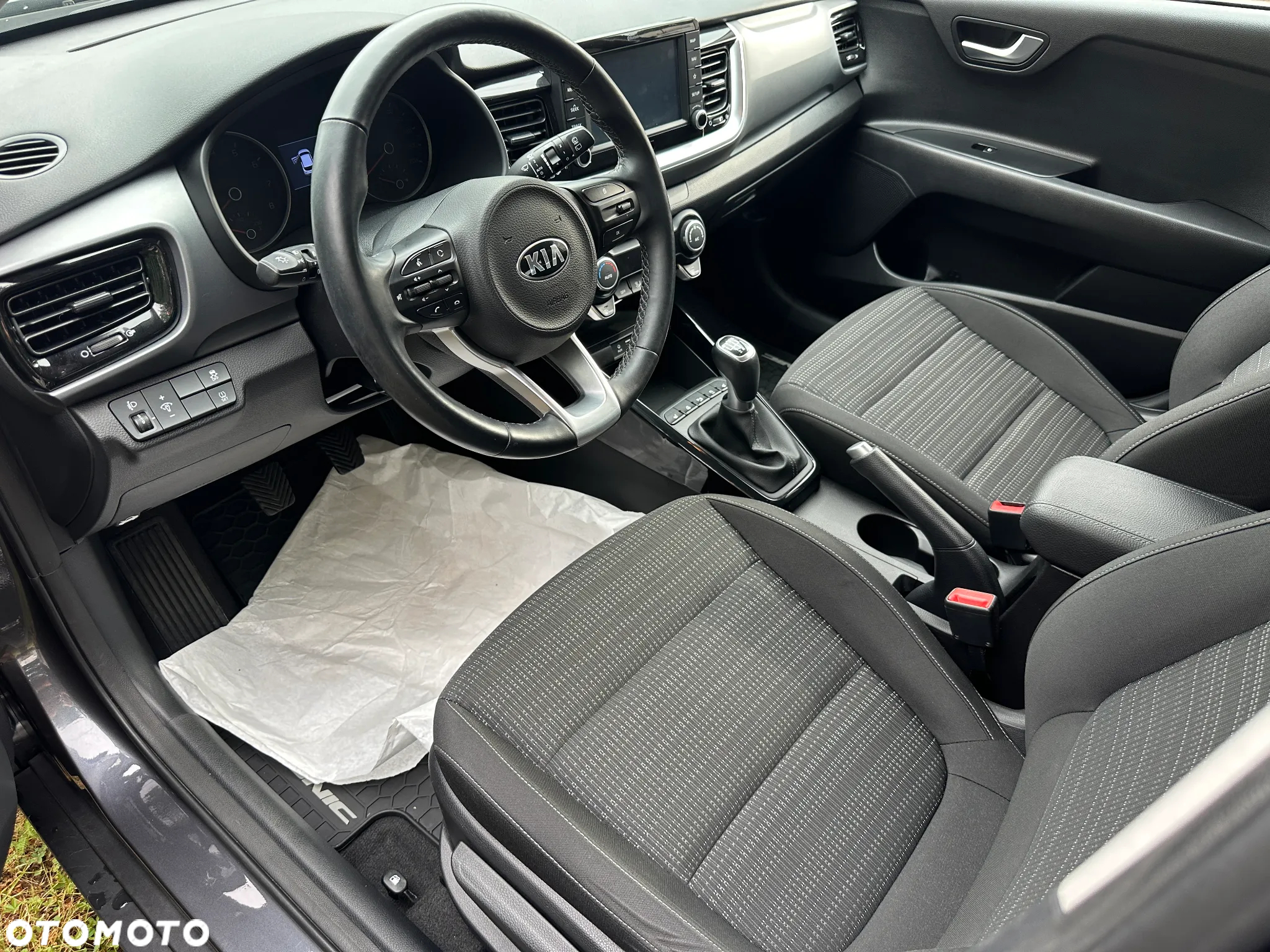 Kia Stonic - 34