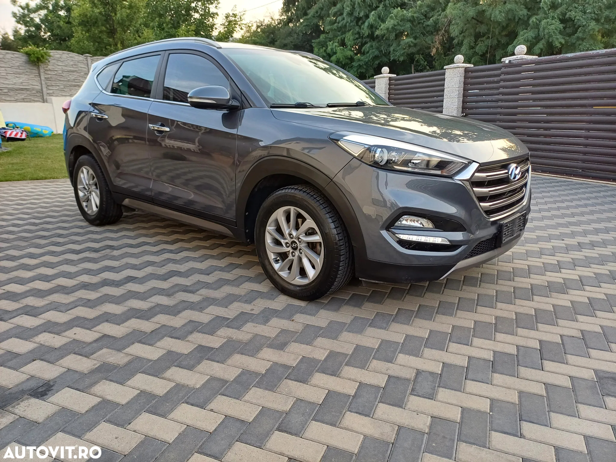 Hyundai Tucson blue 1.7 CRDi 2WD DCT Premium - 2