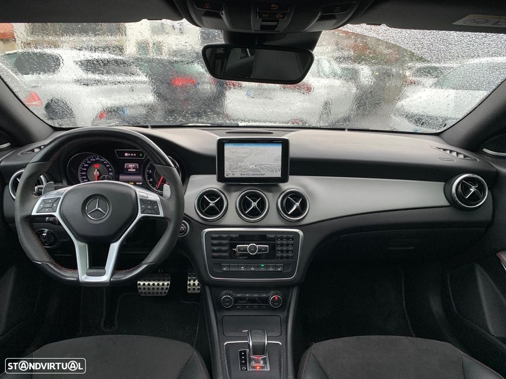 Mercedes-Benz CLA 45 AMG 4-Matic - 22