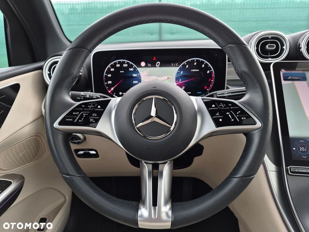 Mercedes-Benz GLC - 26