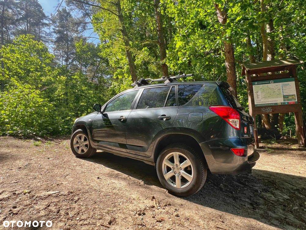 Toyota RAV4 2.0 VVT-i Luna - 8