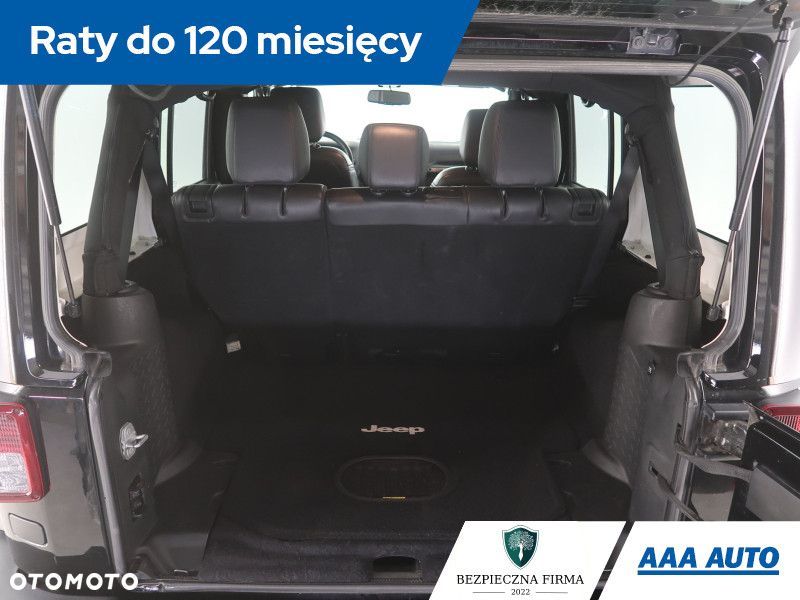 Jeep Wrangler - 16