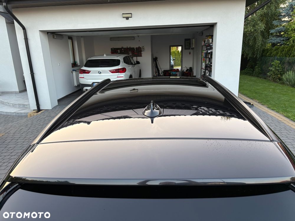 BMW Seria 5 540i xDrive Touring Luxury Line - 24