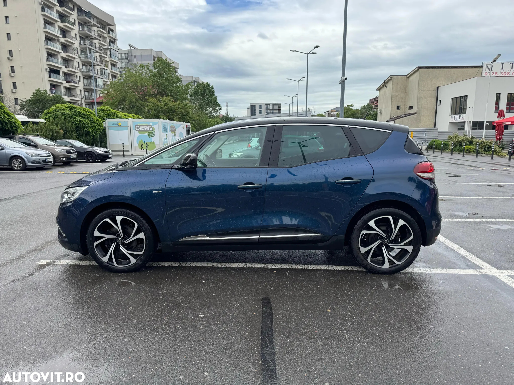 Renault Scenic BLUE dCi 120 EDC BOSE EDITION - 2