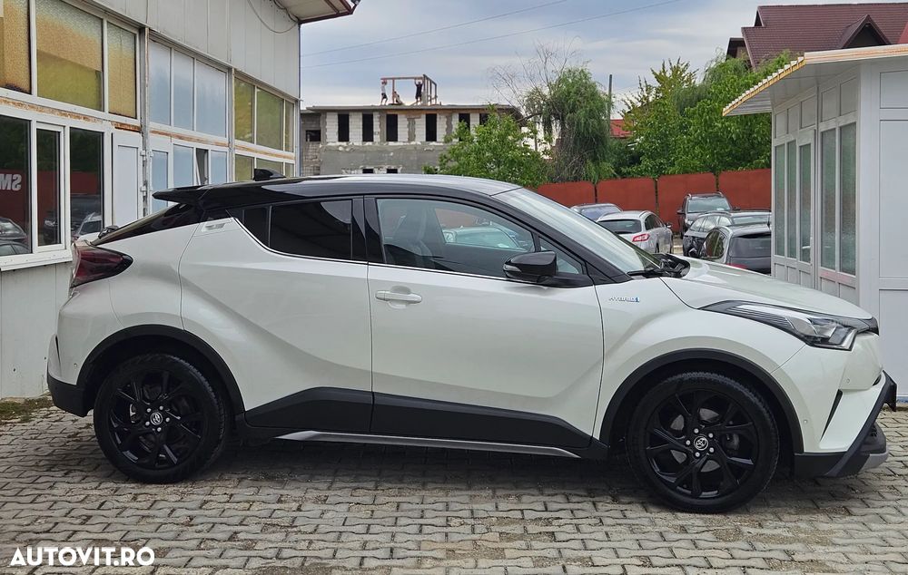 Toyota C-HR Style Selection - 11