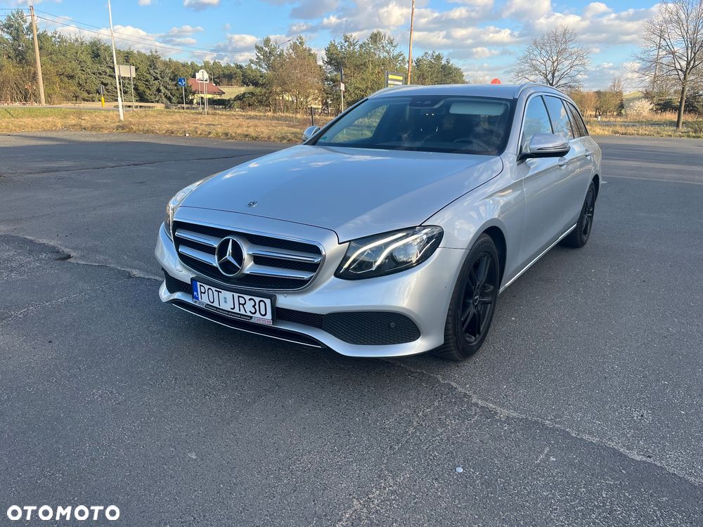Mercedes-Benz Klasa E 220 d 9G-TRONIC - 1