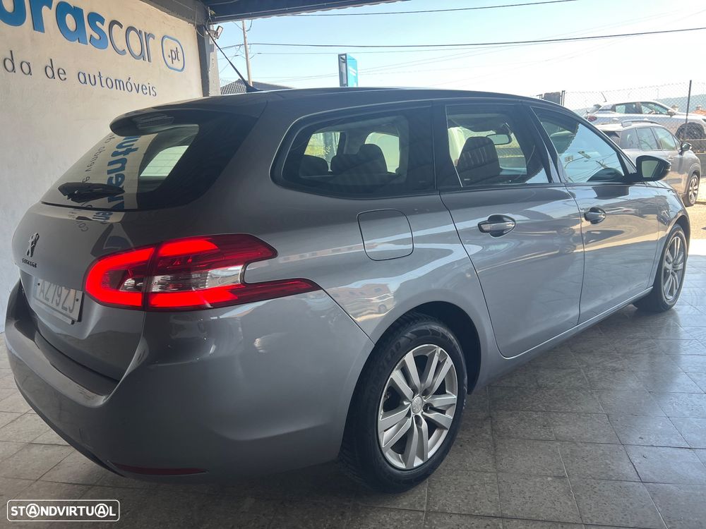 Peugeot 308 SW BlueHDi 120 EAT6 Stop & Start Allure - 4