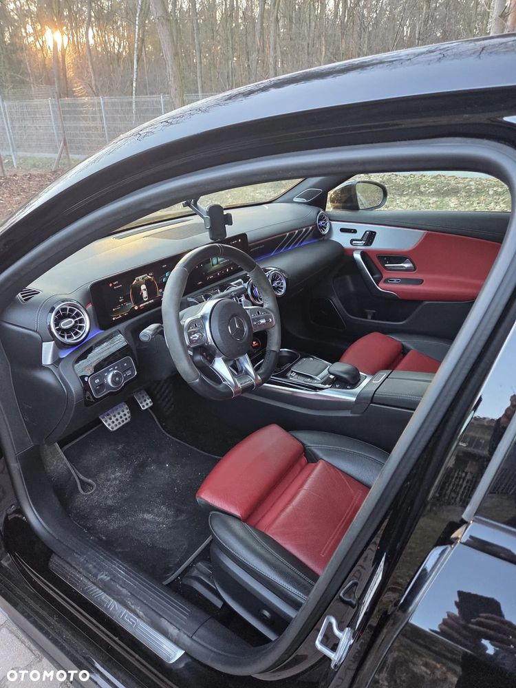 Mercedes-Benz Klasa A AMG 35 4Matic AMG Speedshift DCT 7G - 3