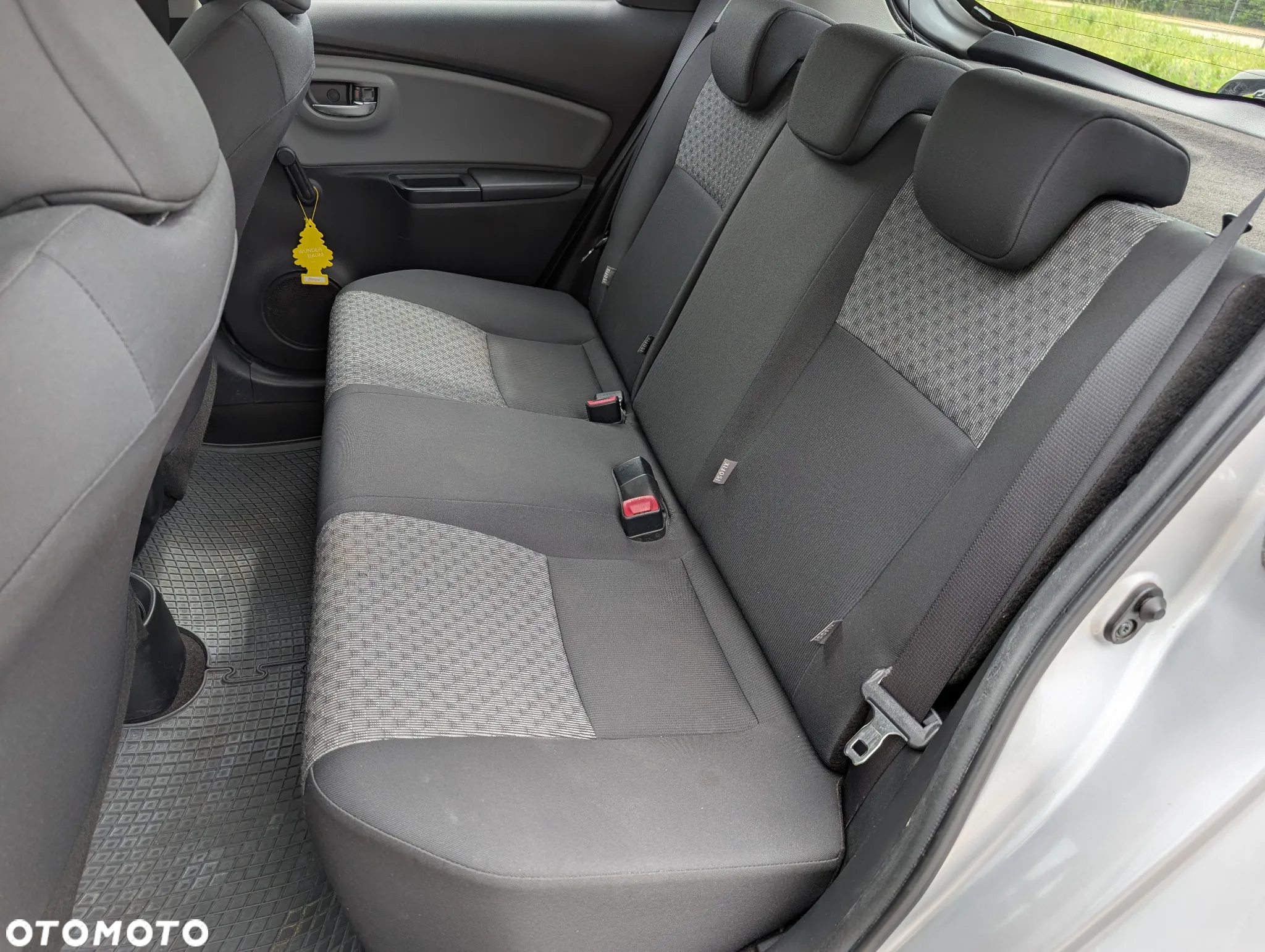 Toyota Yaris 1.33 Dynamic - 21