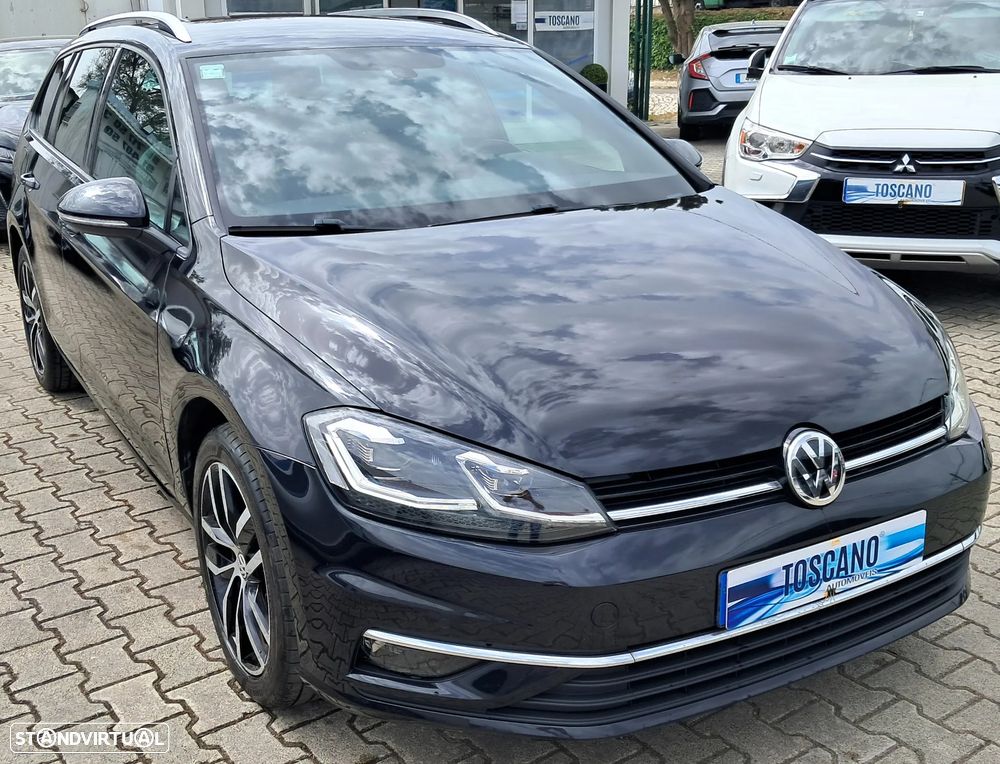 Volkswagen Golf Variant 1.6 TDi Confortline DSG — fotografia 4