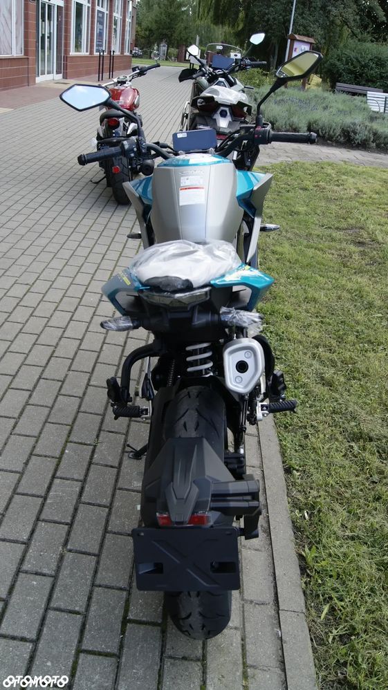 CFMoto NK - 11