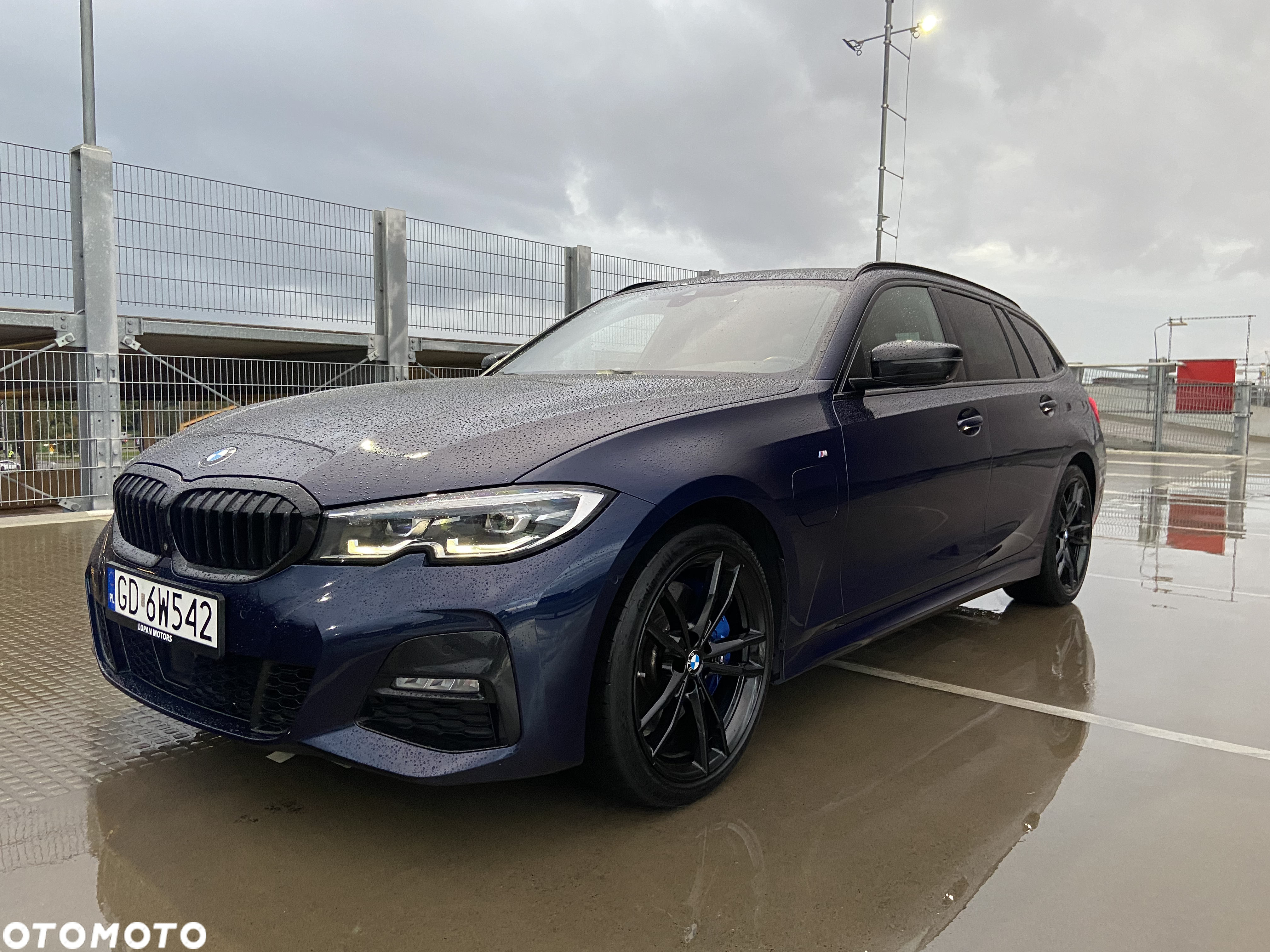 BMW Seria 3 330e Touring M Sport - 25