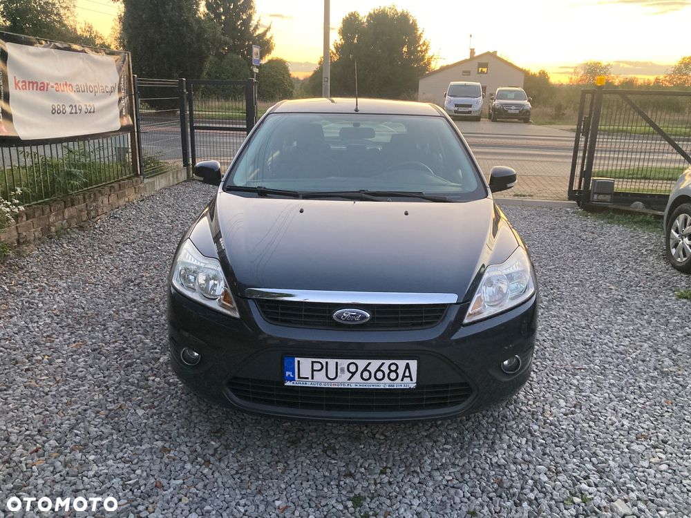 Ford Focus 1.6 16V Ambiente - 2