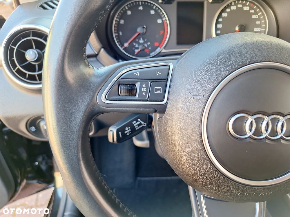 Audi A1 Sportback 1.4 TFSI S tronic - 17