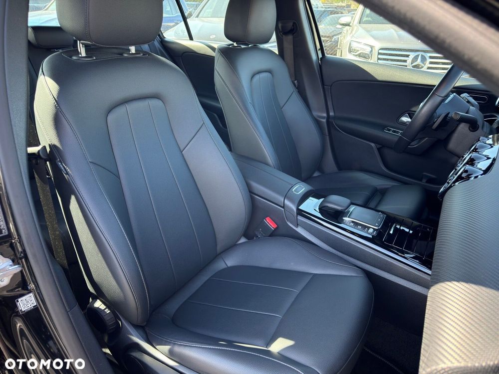 Mercedes-Benz Klasa A 180 7G-DCT - 20