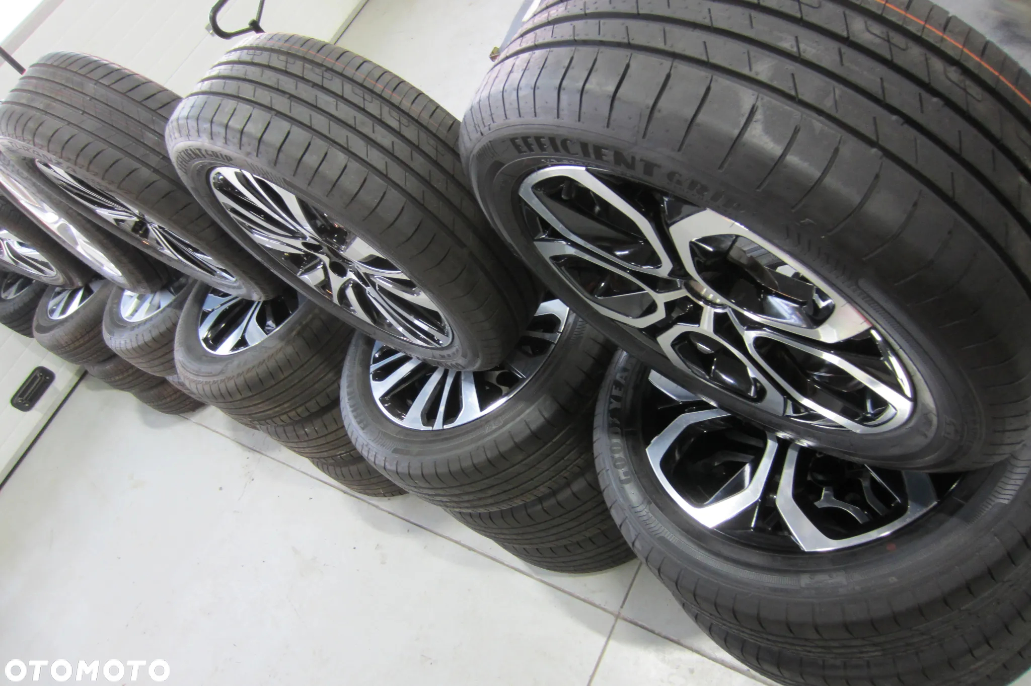 FELGI ALUMINIOWE 17 TOYOTA  CH-R AURIS AVENSIS RAV 4 COROLLA VERSO YARIS CROSS CAMRY - 6