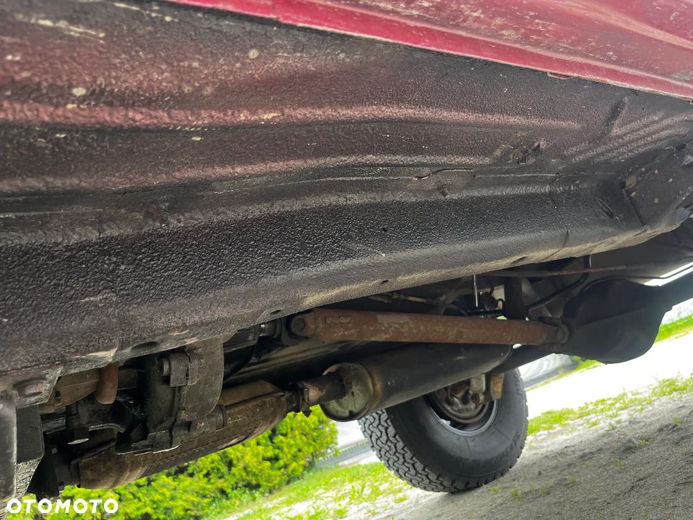 Jeep Cherokee 4.0 Limited - 31
