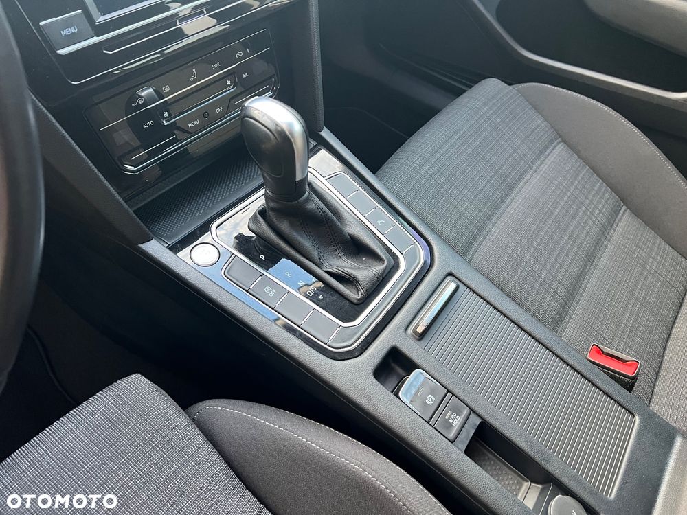 Volkswagen Passat 2.0 TDI EVO Business DSG - 19