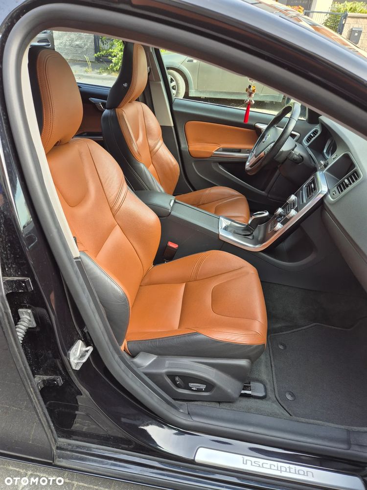 Volvo S60 T5 Drive-E R-Design Momentum - 32