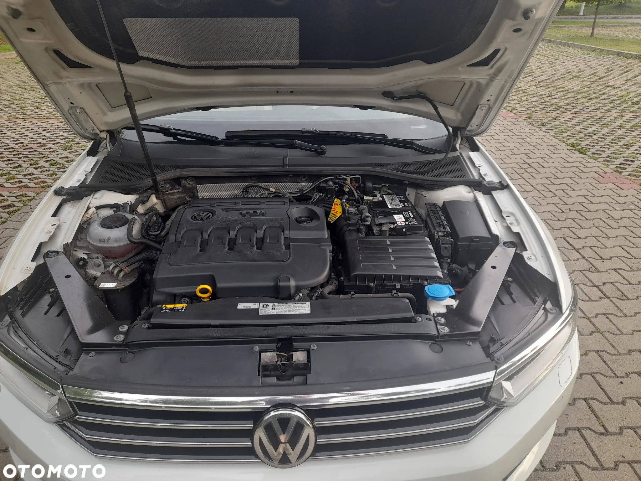 Volkswagen Passat 2.0 TDI BMT 4Mot Highline DSG - 3