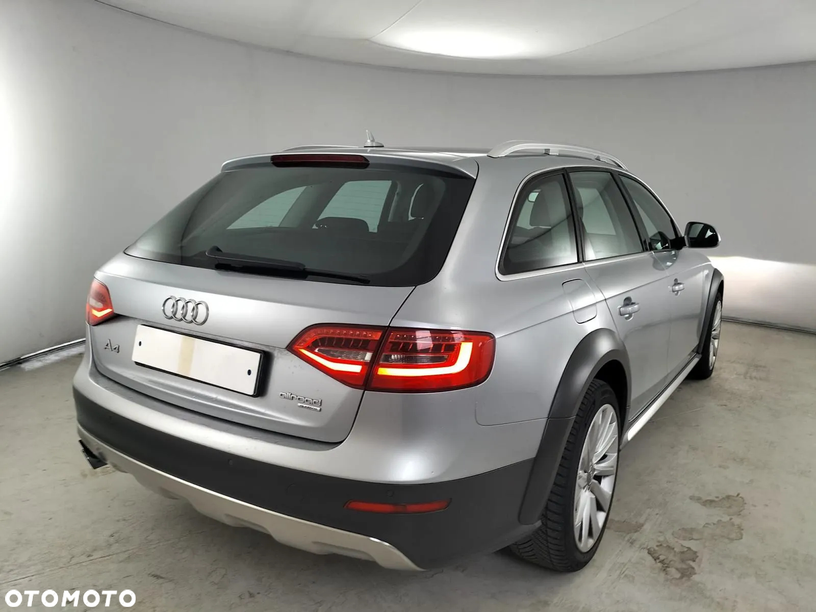Audi A4 Allroad quattro 40 TDI S tronic - 4
