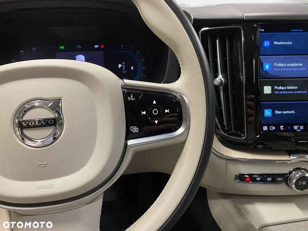 Volvo XC 60 - 24