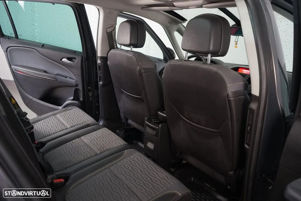 Opel Zafira 2.0 CDTI Cosmo - 38