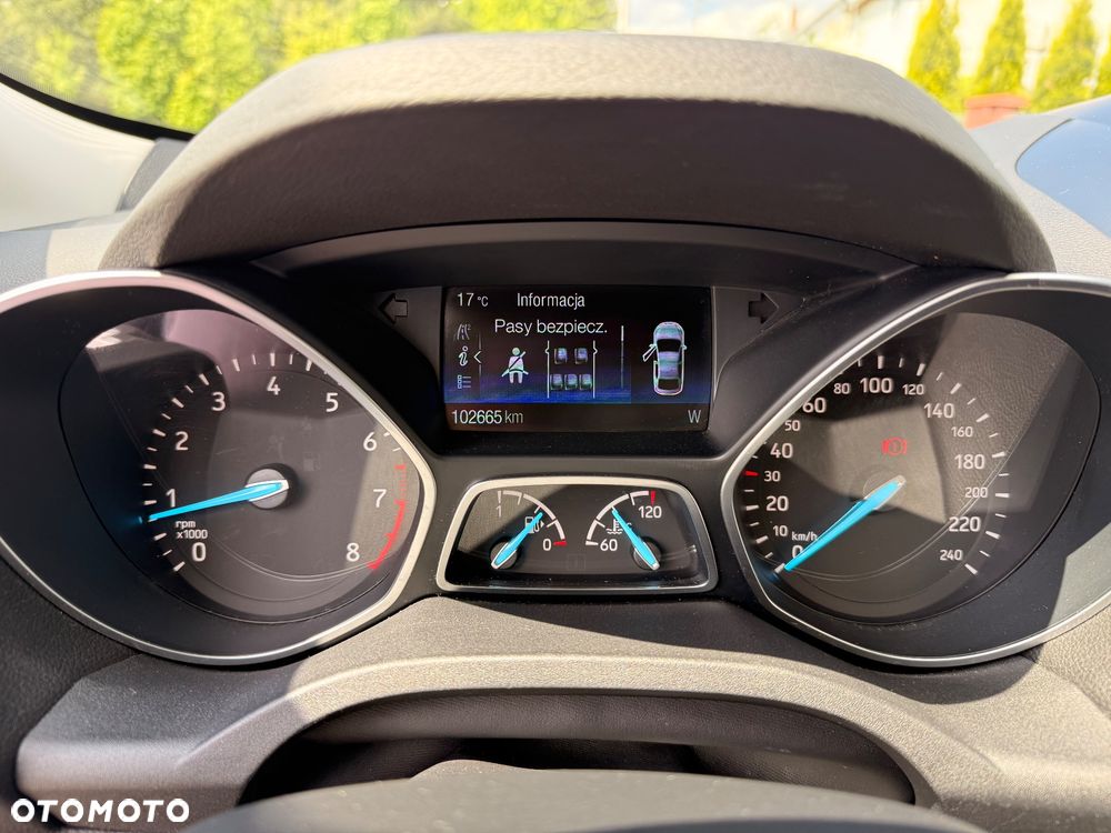 Ford Kuga 1.5 EcoBoost 2x4 Titanium - 15