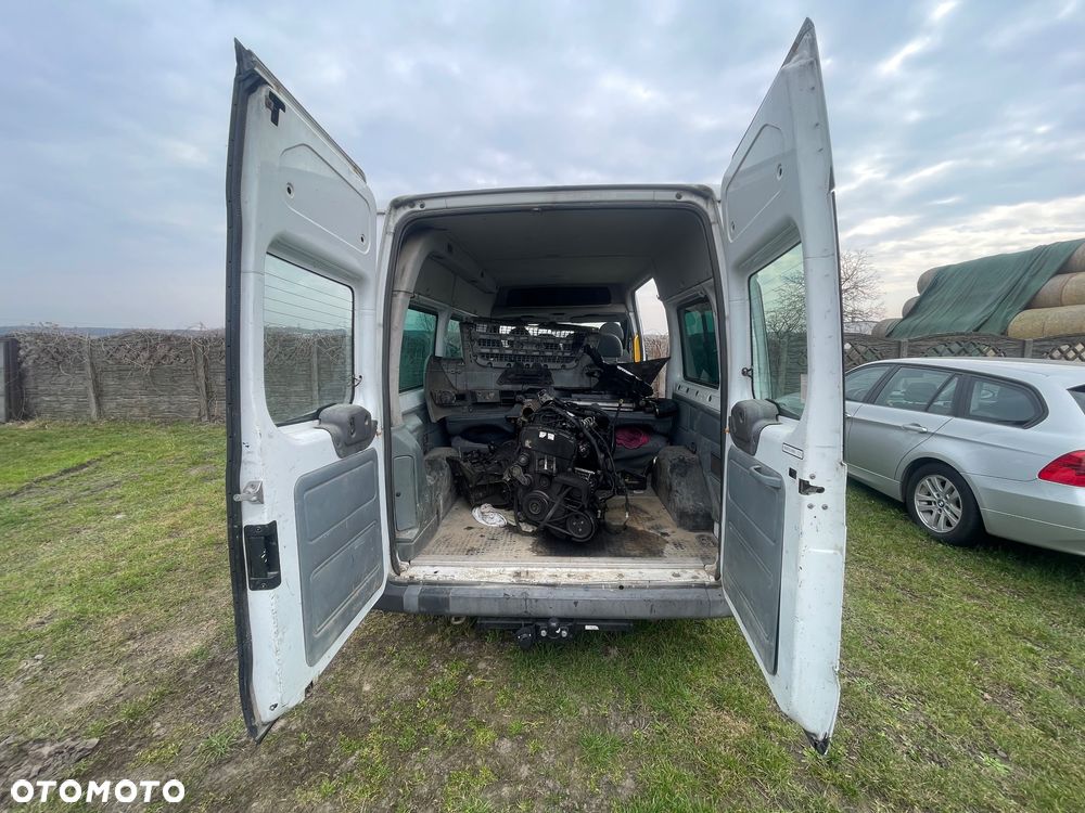 Ford Transit - 11
